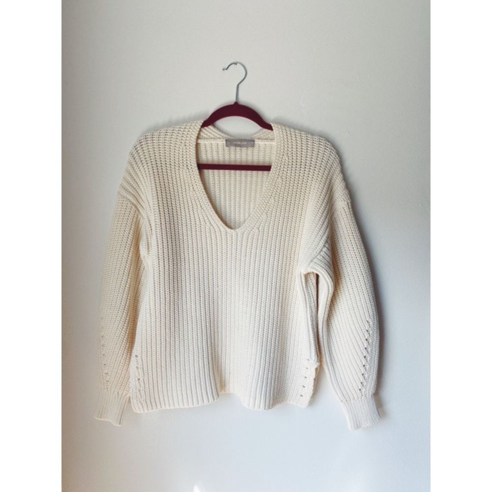 White V neck sweater